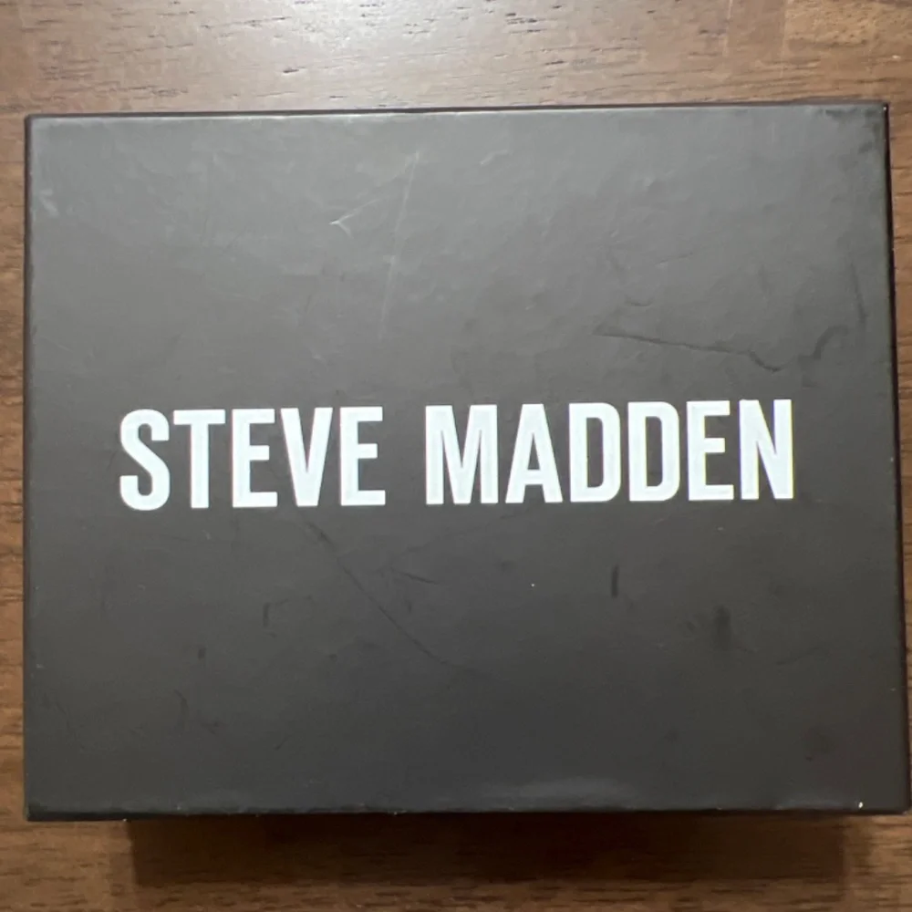 Steve Madden steve madden